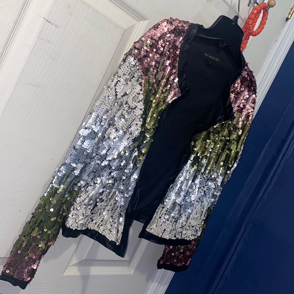 Jacket - Picture 6 of 6